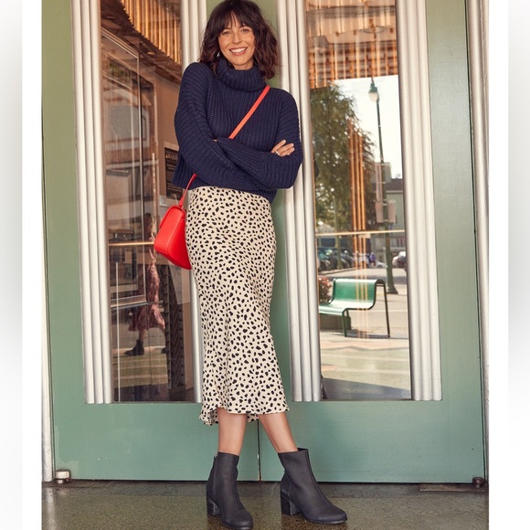 Tom’s Black Leather Boots NWT - Picture 4 of 8